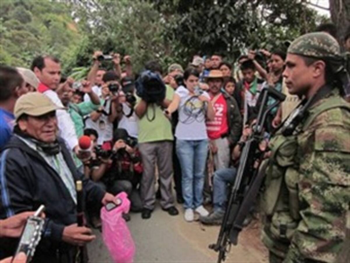Un muerto deja enfrentamiento entre fuerza pública e indígenas del Cauca