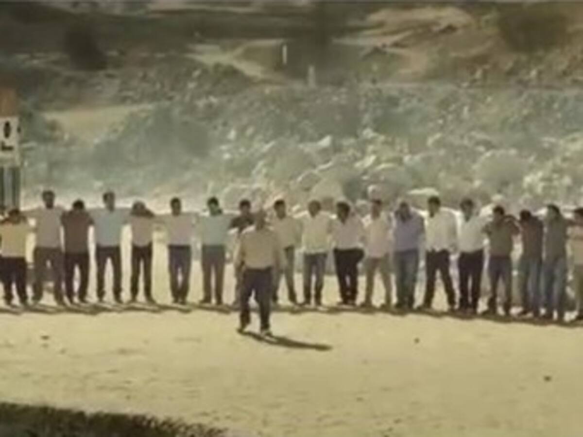 Para un chileno nada es imposible: campaña de Los 33 apoyando su Selección