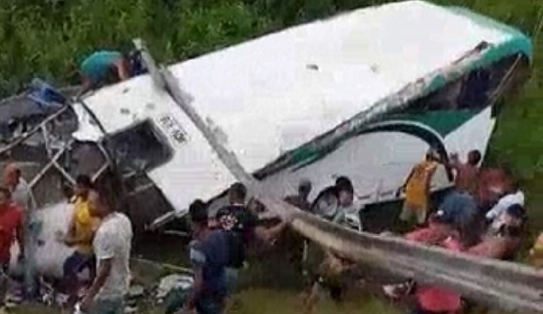 La Policía de Tránsito confirmó que son 31 personas lesionadas y se encuentran en diferentes centros asistenciales de Cartagena