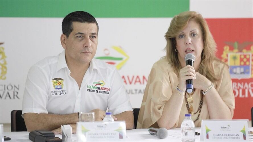 Dumek Turbay Paz y Clara Luz Roldán sostuvieron una reunión para la realización de los Juegos Nacionales en Bolívar durante 2019. Foto: Gobernación de Bolívar