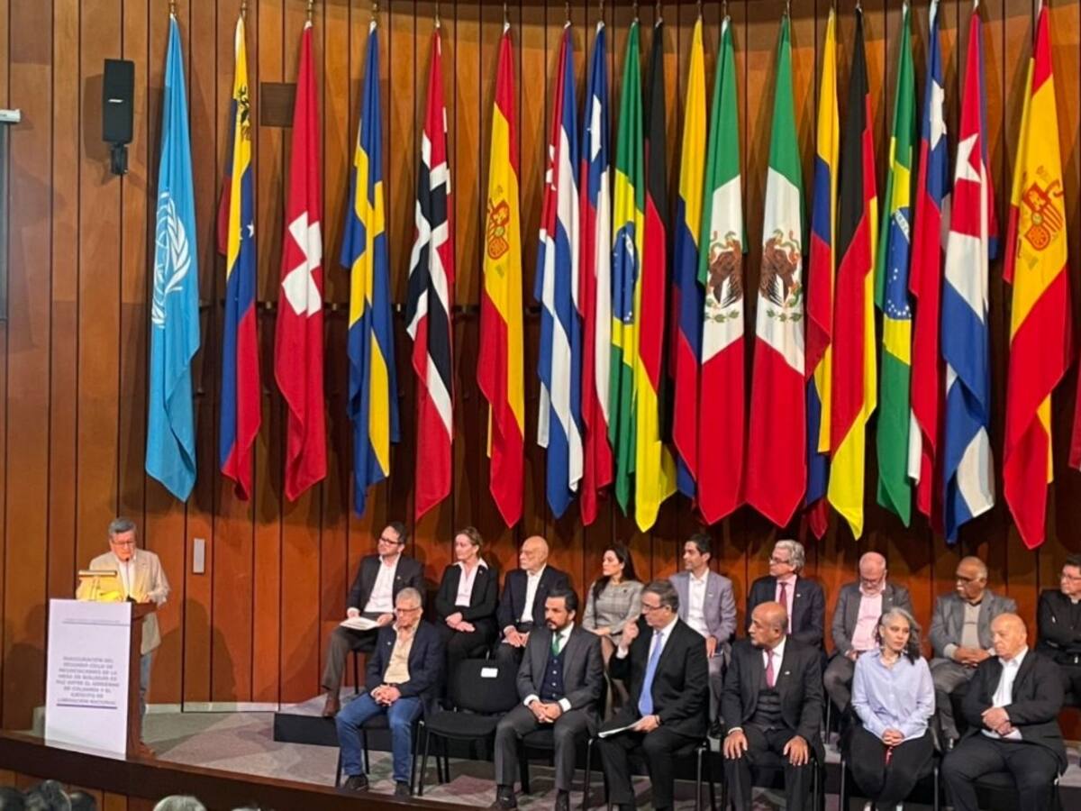 ¿Se logrará en México el cese al fuego bilateral entre el gobierno y el ELN?