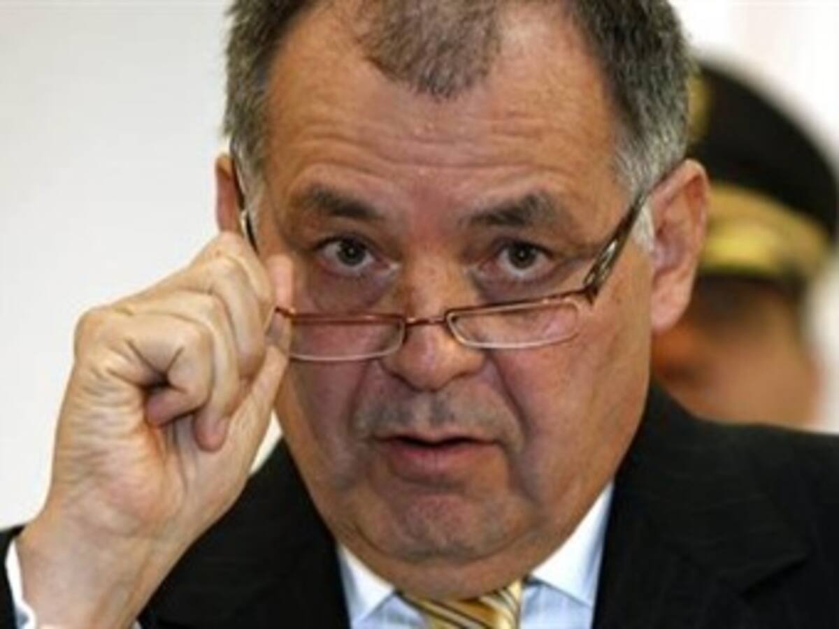 “El procurador es un palo en la rueda para el proceso de paz”: comisión de paz