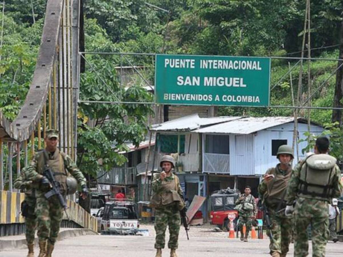 Ecuador activa Consejo de Seguridad tras secuestro en frontera con Colombia