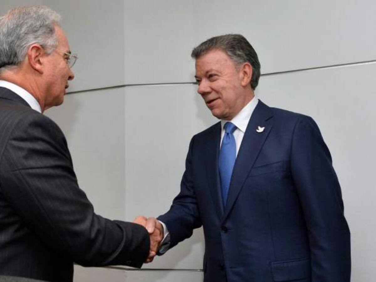 Uribe reitera la necesidad de un nuevo acuerdo con las Farc