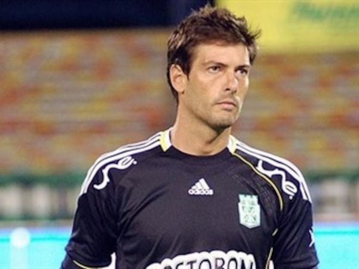 Gastón Pezzuti renovó su contrato por un año más con Atlético Nacional