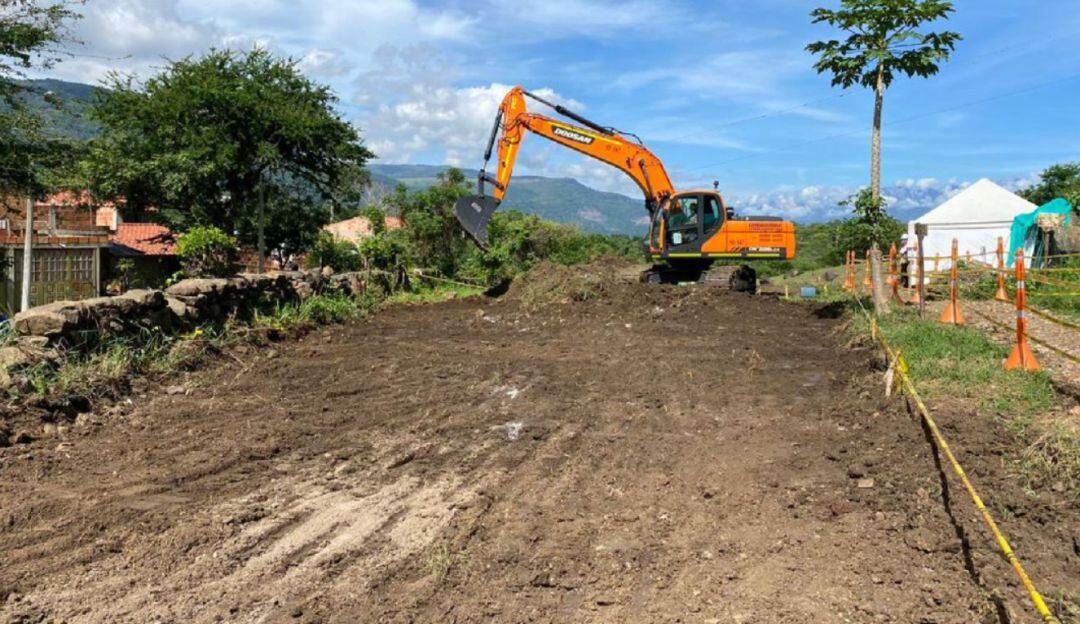 Duras críticas por atrasos en la variante San Gil