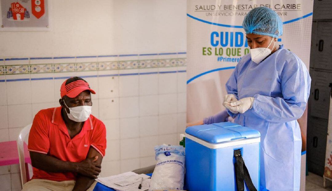 Algunas personas que viven en la parte urbana de la ciudad estarían aprovechando la unificación de etapas en las islas para vacunarse