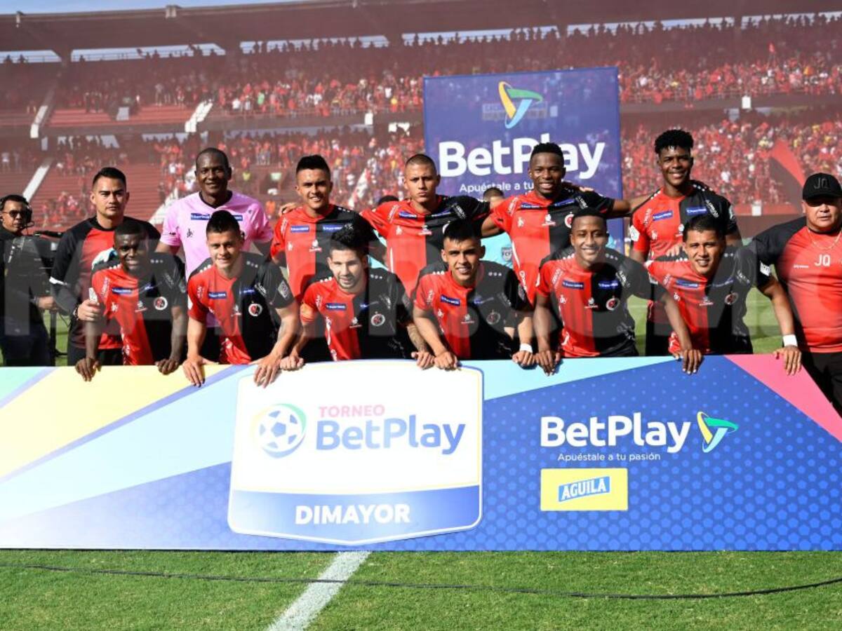 Cúcuta regresó al fútbol colombiano con 25 mil hinchas y una derrota