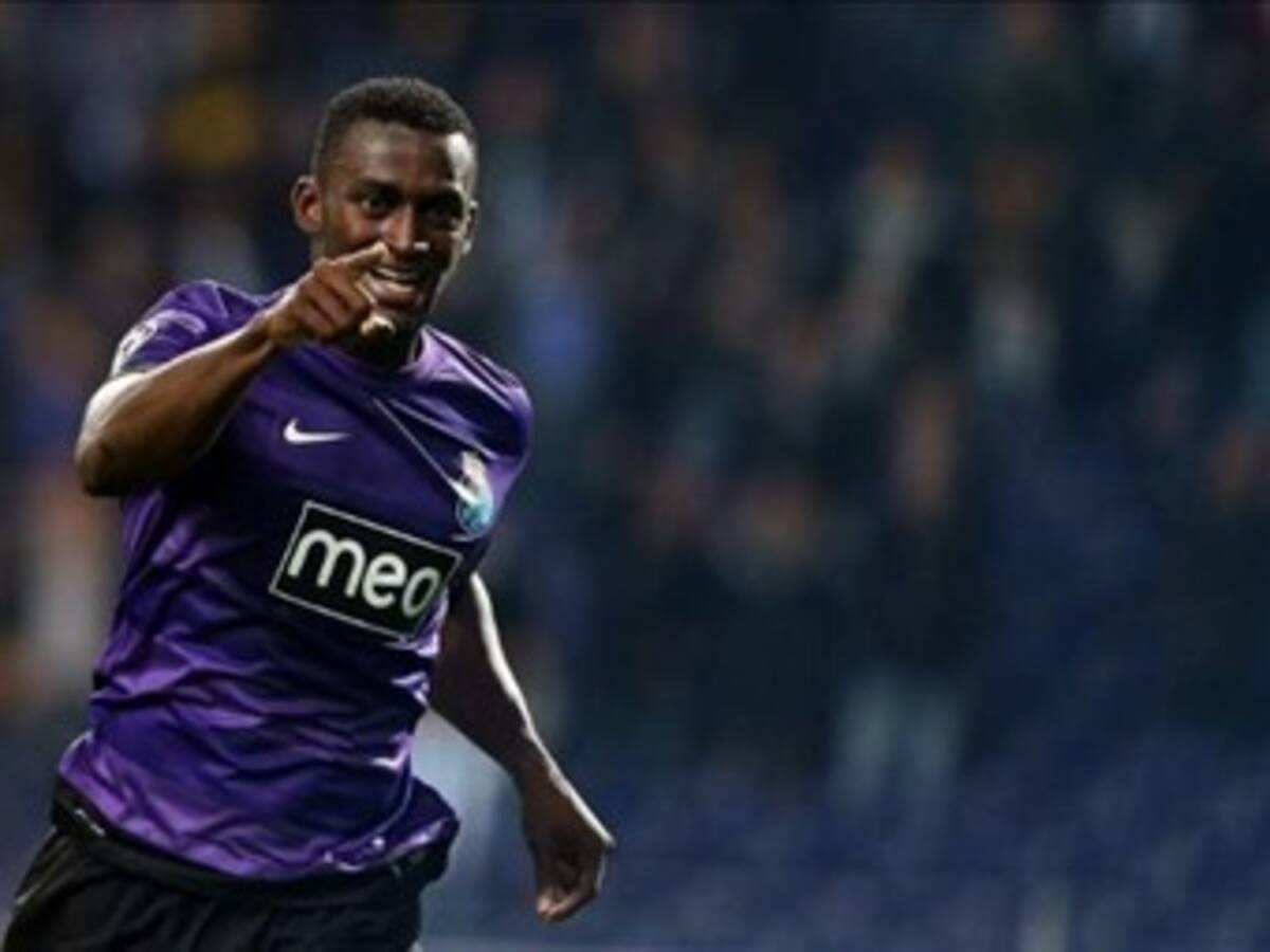 Oporto venció a Dínamo de Kiev con doblete de Jackson Martínez