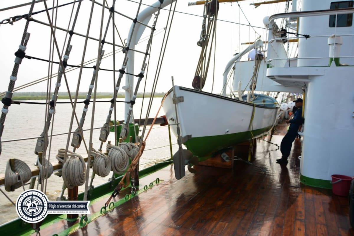 A bordo del Buque Gloria