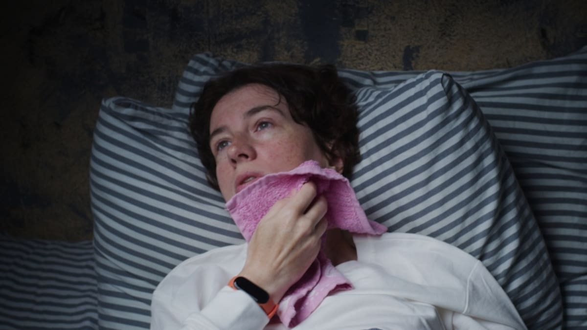 ¿Qué significa sudar mientras duerme? Médicos advierten cuándo debe preocuparse