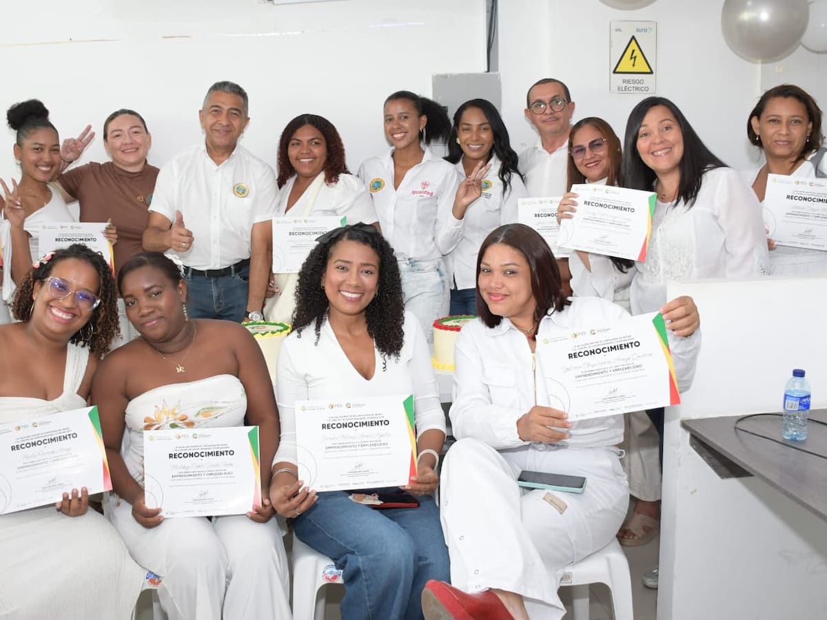 Centro de Oportunidades del Distrito de Cartagena certifica a sus primeros 111 beneficiarios