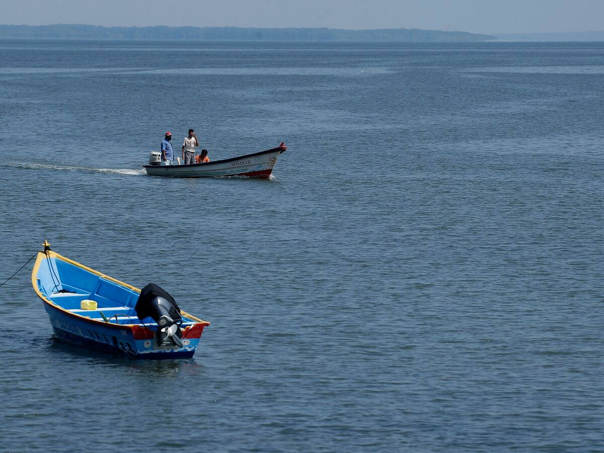 Lanchero cuenta cómo ocurre el tránsito de migrantes en Juradó: “Hay una alta demanda”