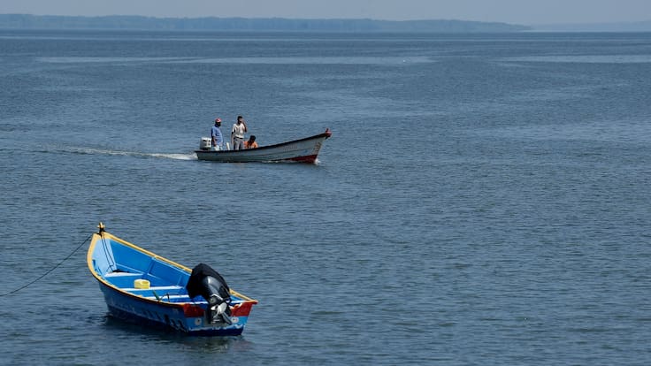 Lanchero cuenta cómo ocurre el tránsito de migrantes en Juradó: “Hay una alta demanda”