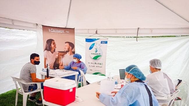 Vacunación contra el COVID-19