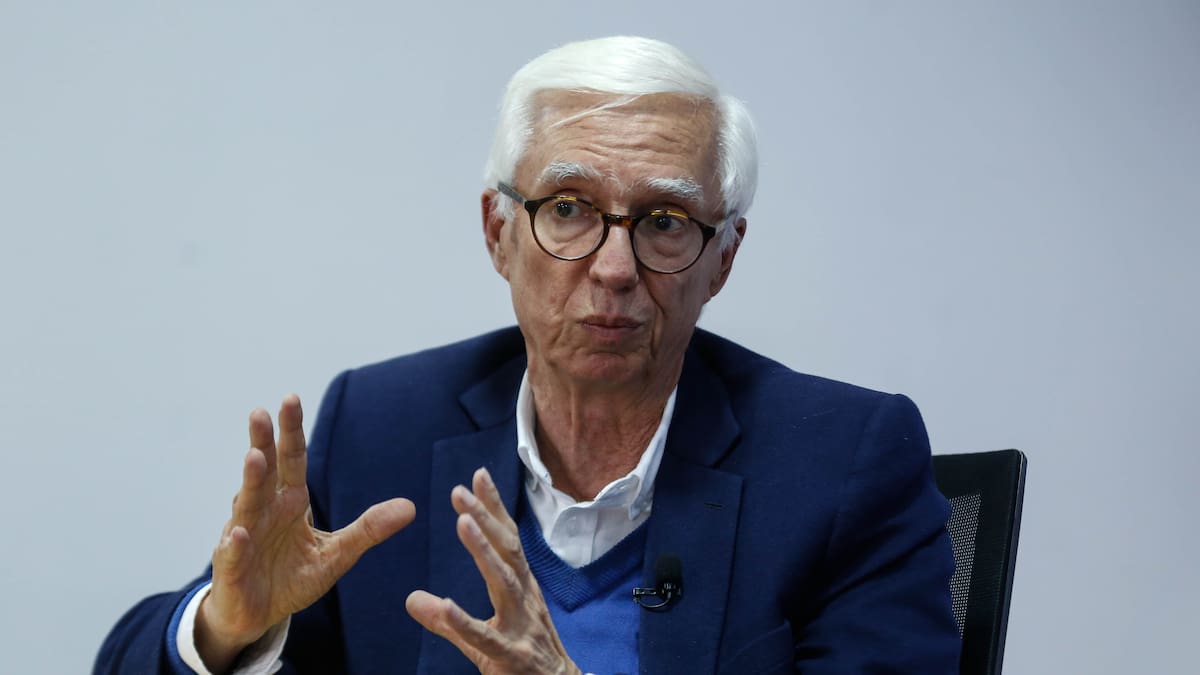 Roa debe defenderse sin el puesto y Petro no debe meterse; a él no le corresponde: Jorge Robledo