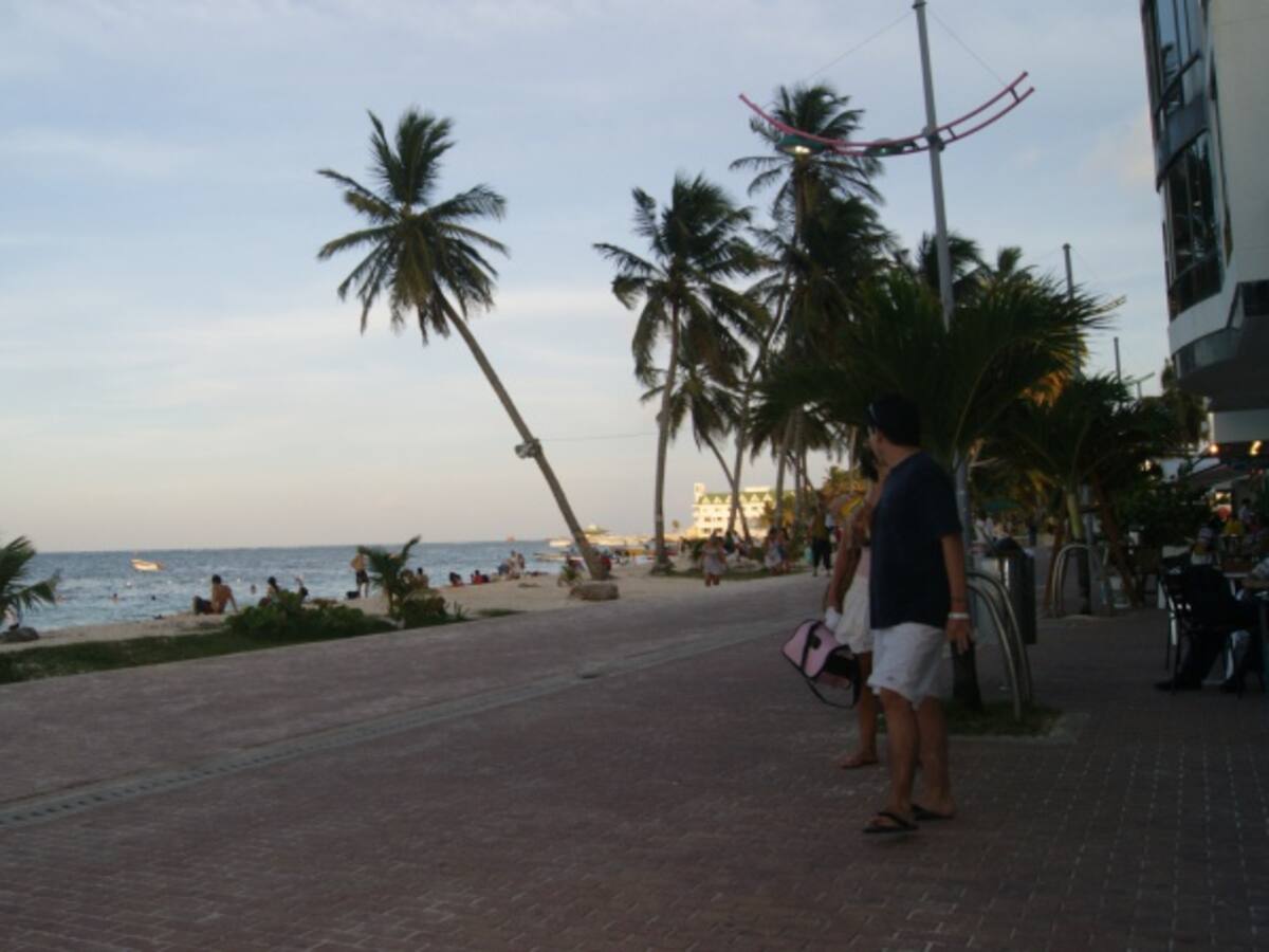 En San Andres anuncian medidas para reducir el hurto a establecimientos de comercio