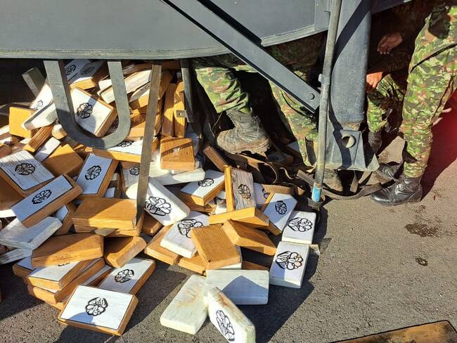 Ejército incauta más de una tonelada de cocaína en el Huila