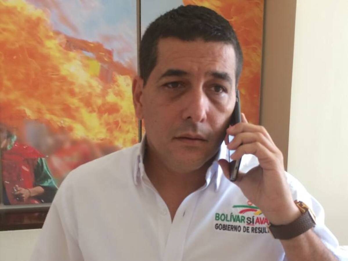 Por paro de pilotos gobernador de Bolívar no puede recibir premio al "Gobernador más pilo por la niñez"
