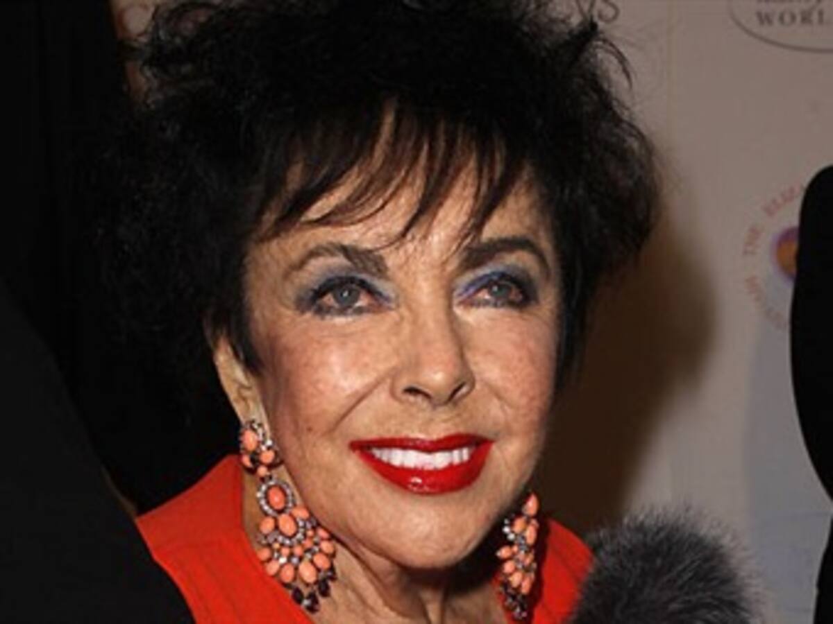 Elizabeth Taylor se casa por novena vez, según la prensa de EE.UU.