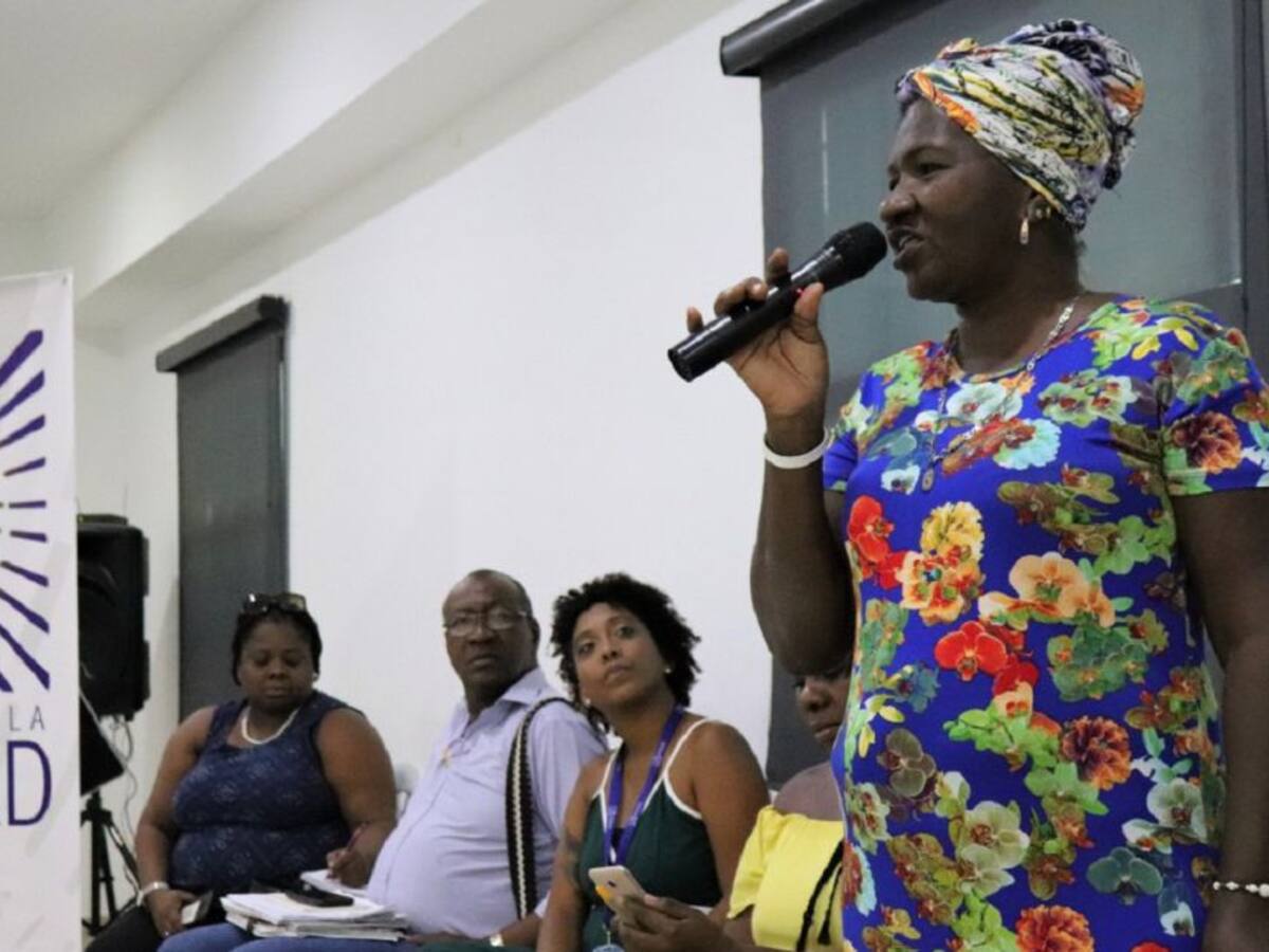 Conversatorio analiza afectaciones del conflicto armado en el pueblo raizal