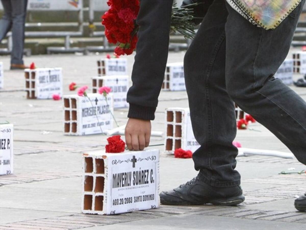 Fiscalía imputó a excoronel y otros uniformados por falsos positivos