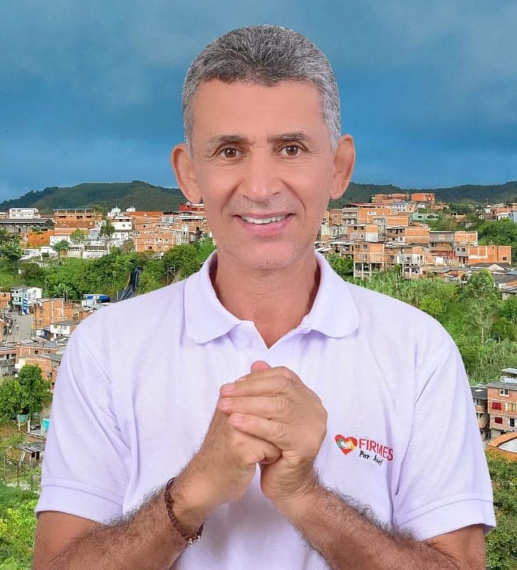 Alcalde de Anorí, Gustavo Silva.