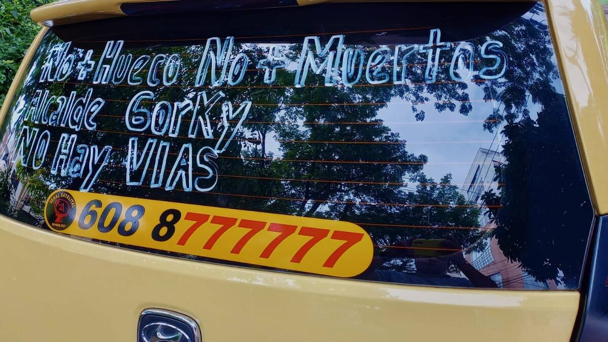Taxista en Neiva claman por vías y seguridad