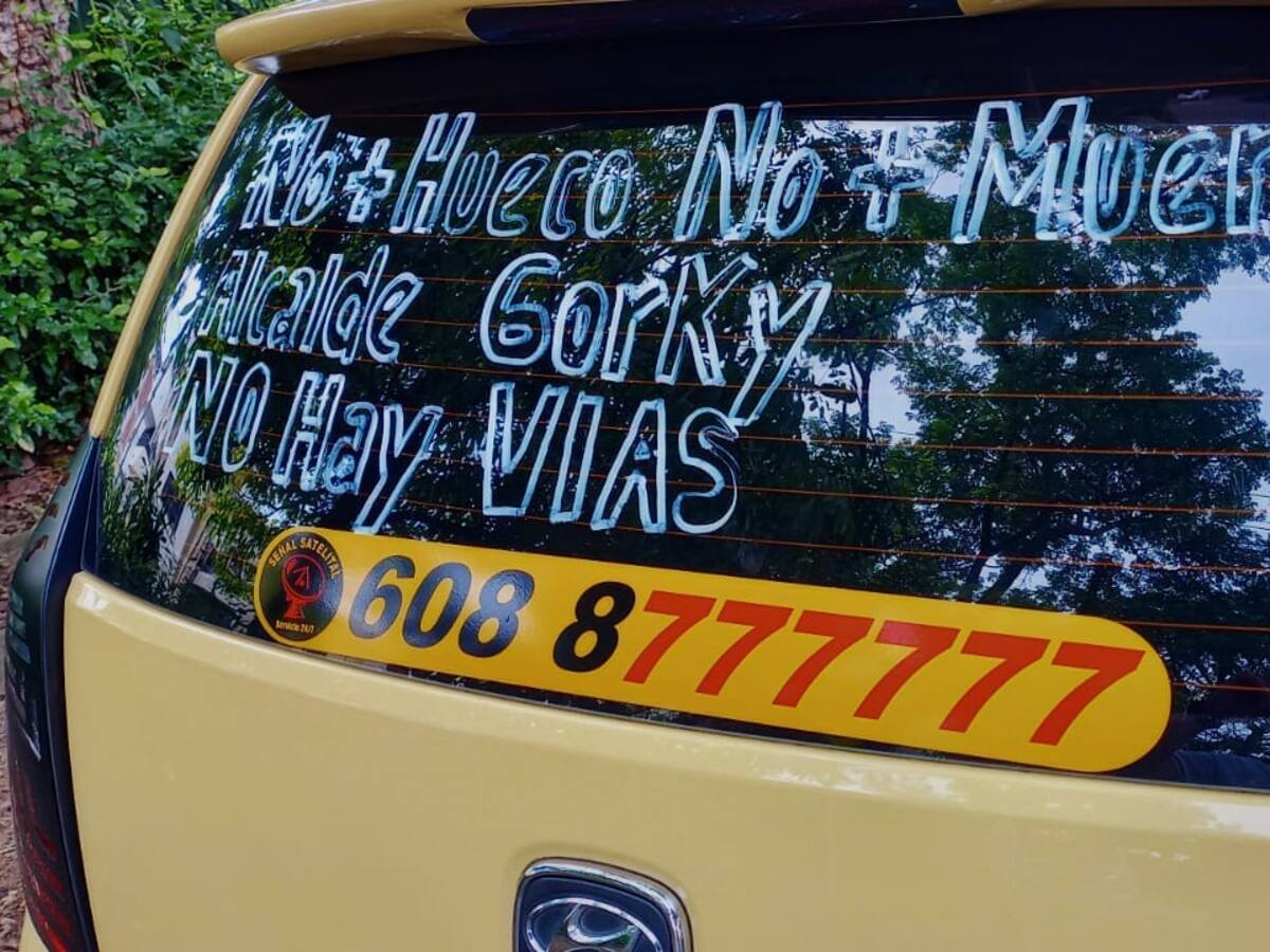 Taxista en Neiva claman por vías y seguridad