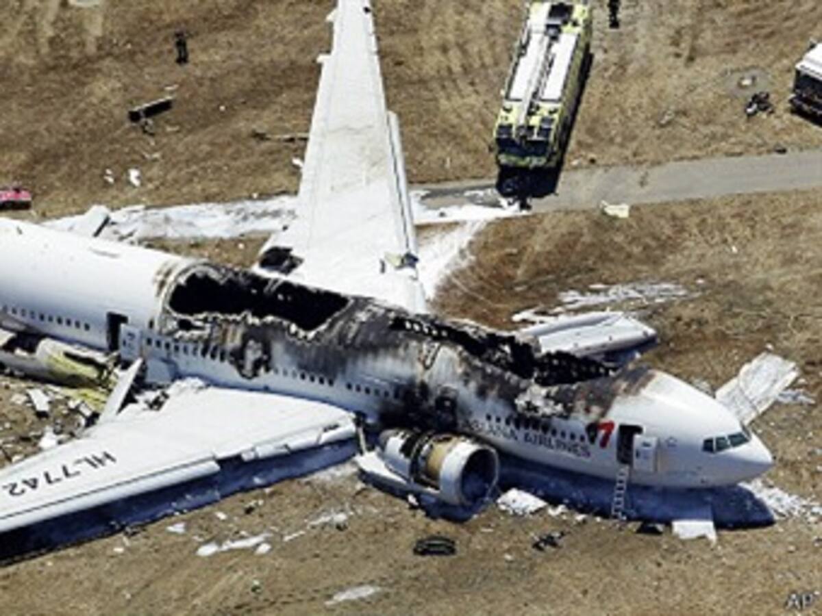 Dos muertos, un desaparecido y 49 heridos graves en accidente de avión en San Francisco