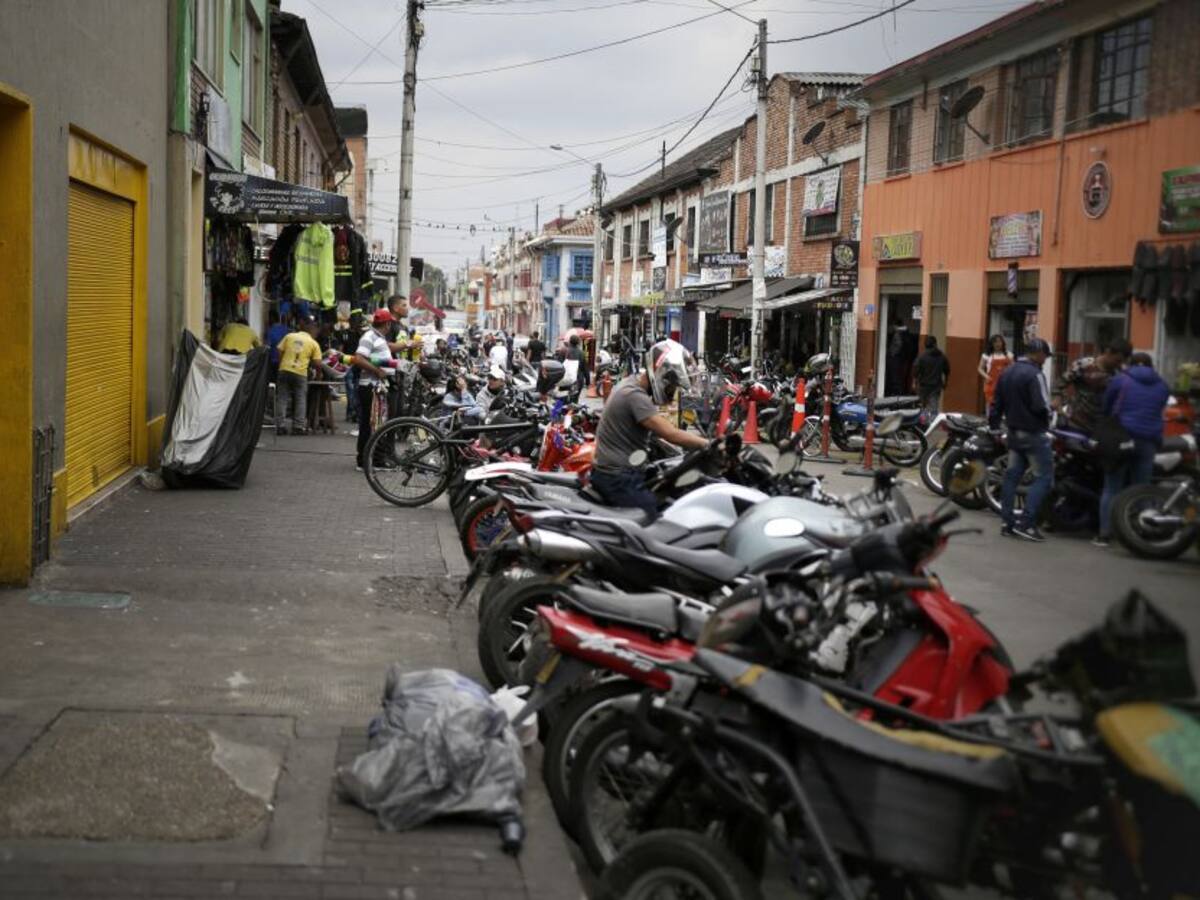 ¡Ojo! arrancó prohibición de parrillero hombre en Cali