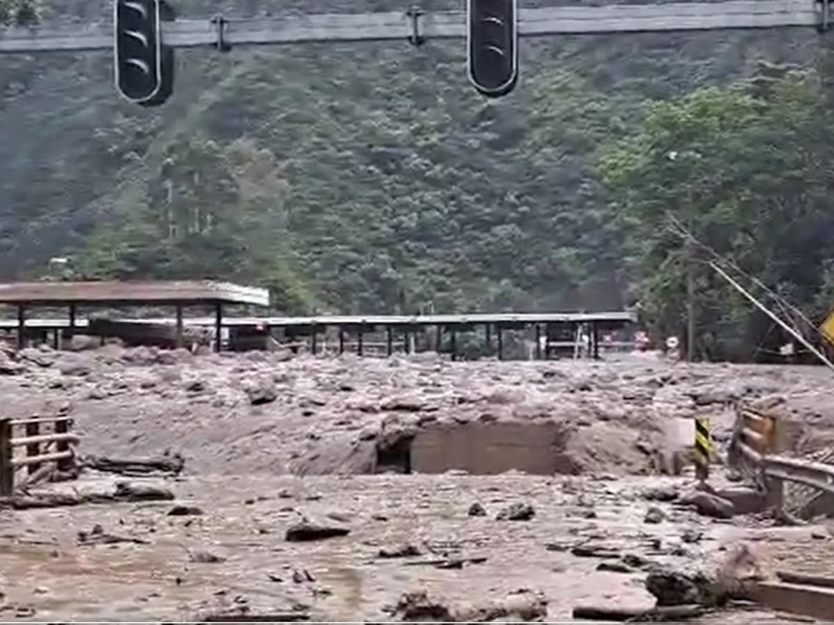 Tragedia en Quetame: Las impresionantes imágenes que dejó una avalancha en Cundinamarca