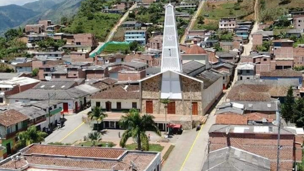 Fotos intimas filtradas en una red social, habría causado la muerte de dos menores