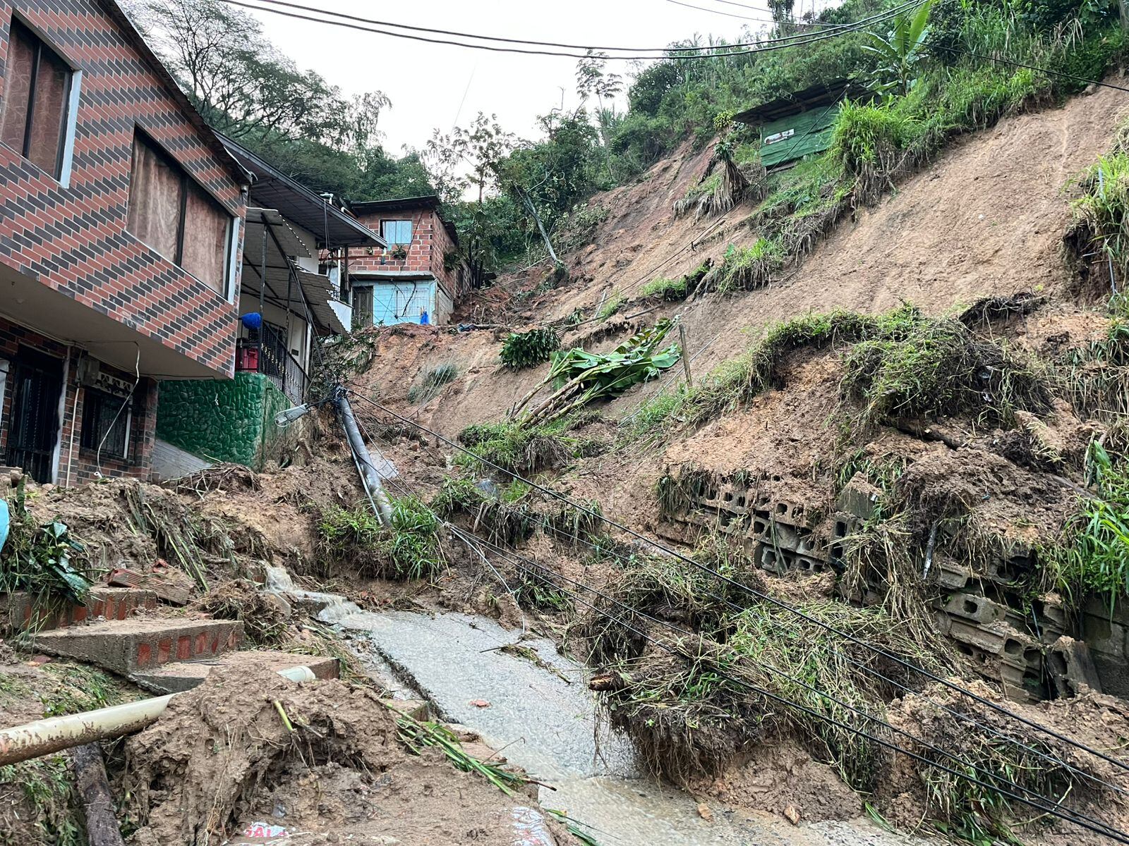 Emergencia en Sabaneta deja cinco personas muertas y dos desaparecidas. Foto: Caracol radio
