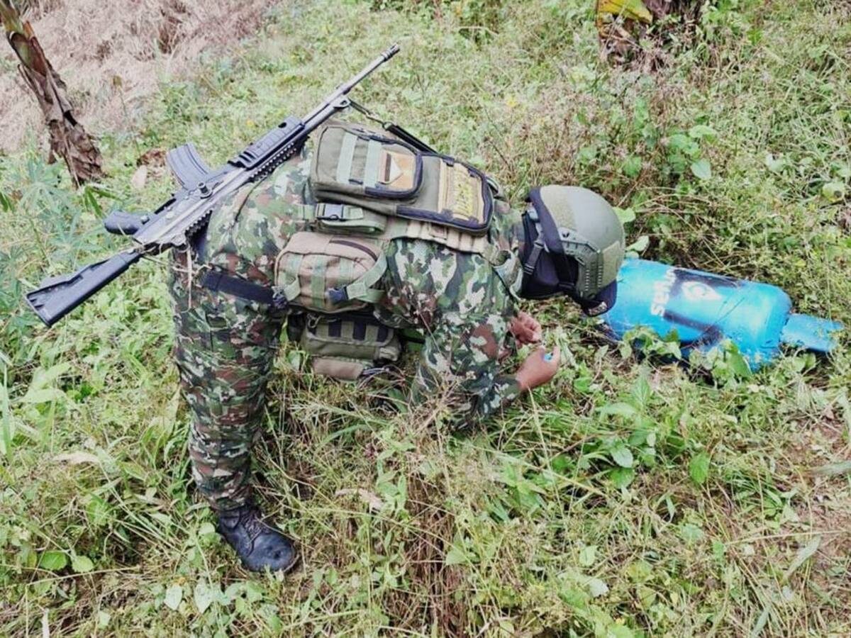 Detonan de manera controlada artefacto explosivo en Convención