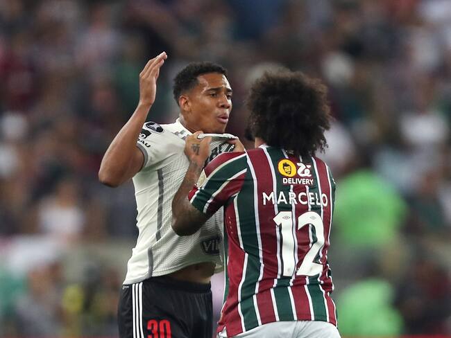 Marcelo encarando a Brahian Palacios. (Photo by Wagner Meier/Getty Images)