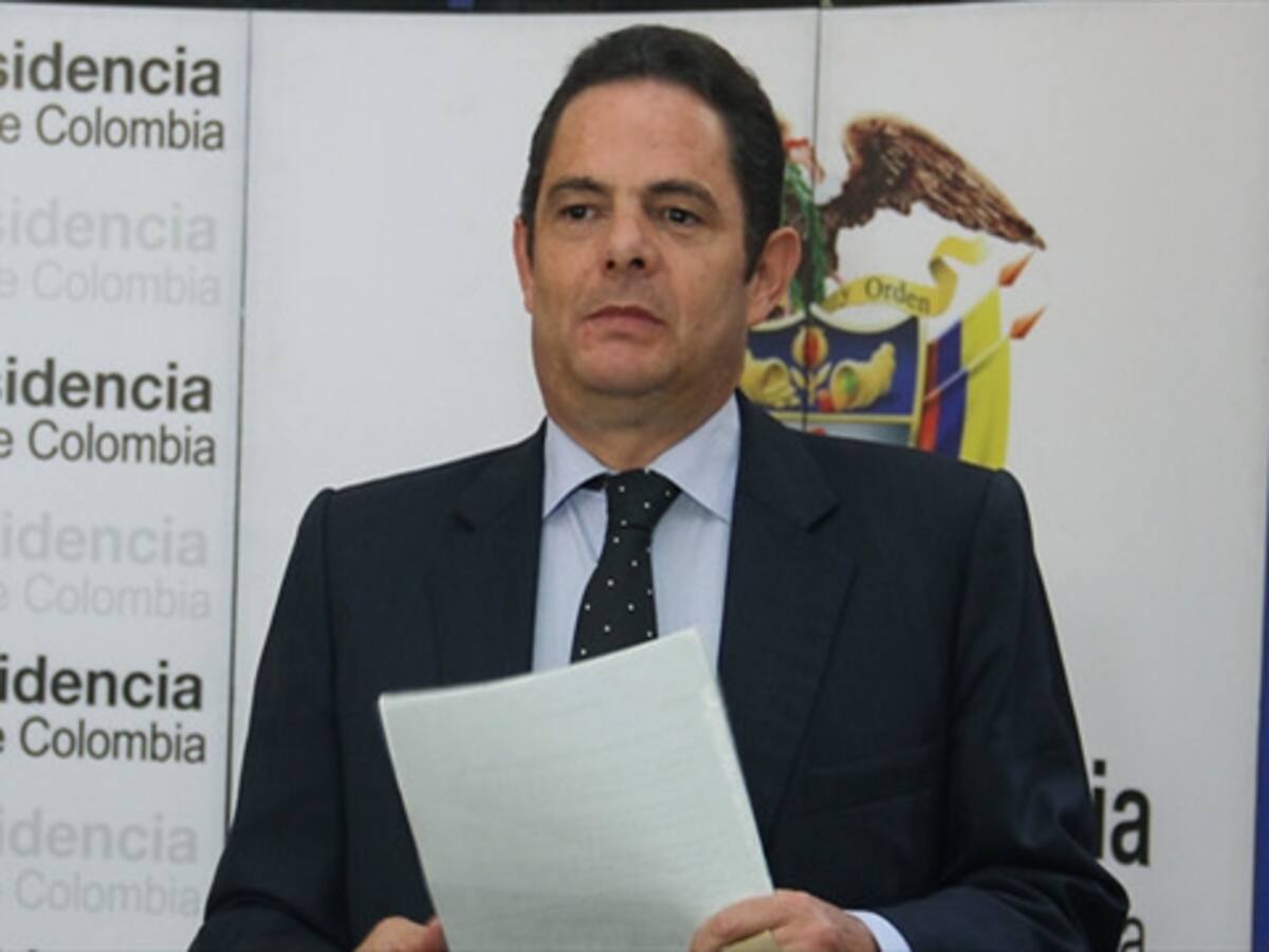 Vicepresidente quedaría inhabilitado para ser candidato estando en el cargo