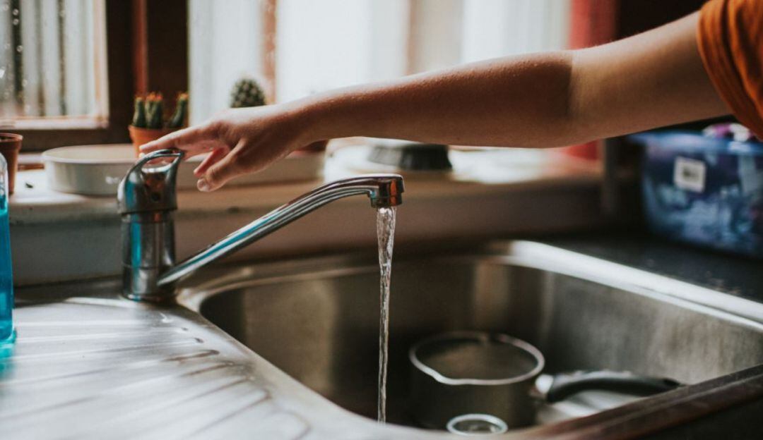 Más de 21 mil suscriptores sin agua por daño en tubería