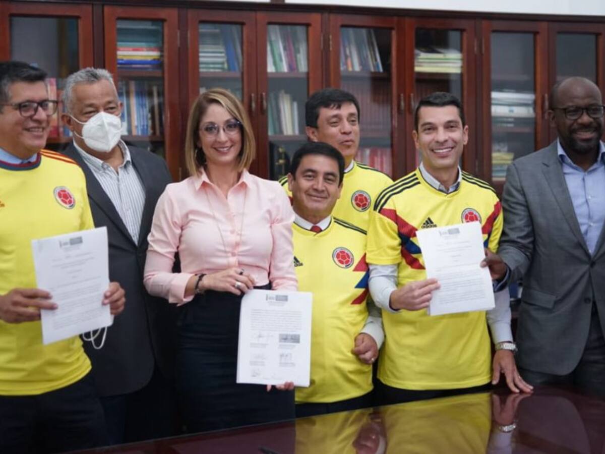 Polémica por proyecto que declara patrimonio cultural al fútbol colombiano