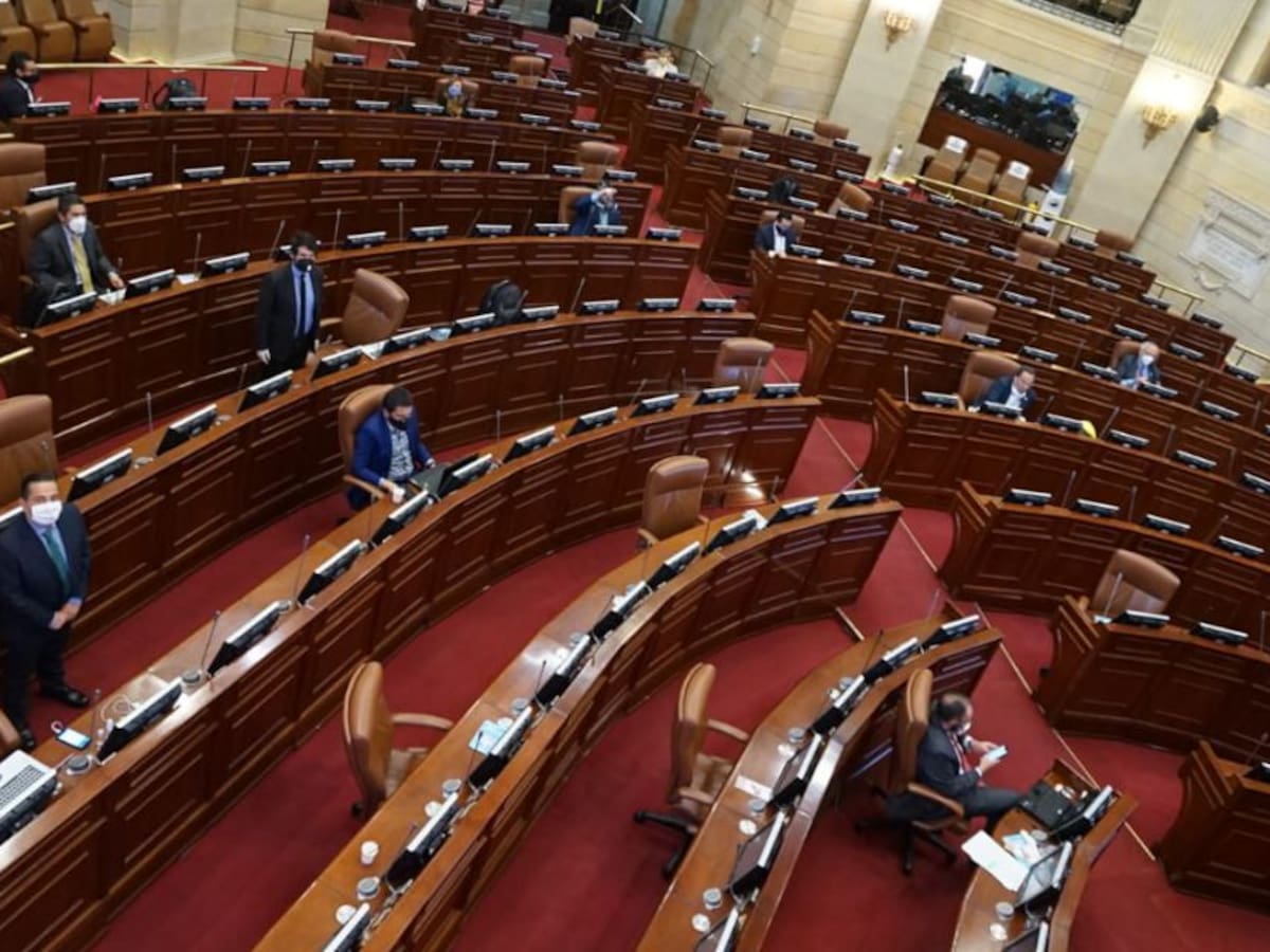 Congreso aprueba proyecto que facilita empleo para jóvenes