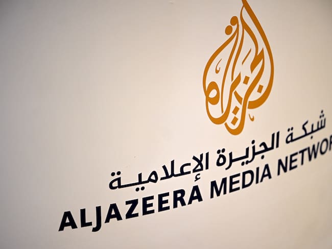 Vista del logo del medio de comunicación Al Jazeera. 

(Foto: Ramsey Cardy/Sportsfile for Web Summit Qatar via Getty Images)