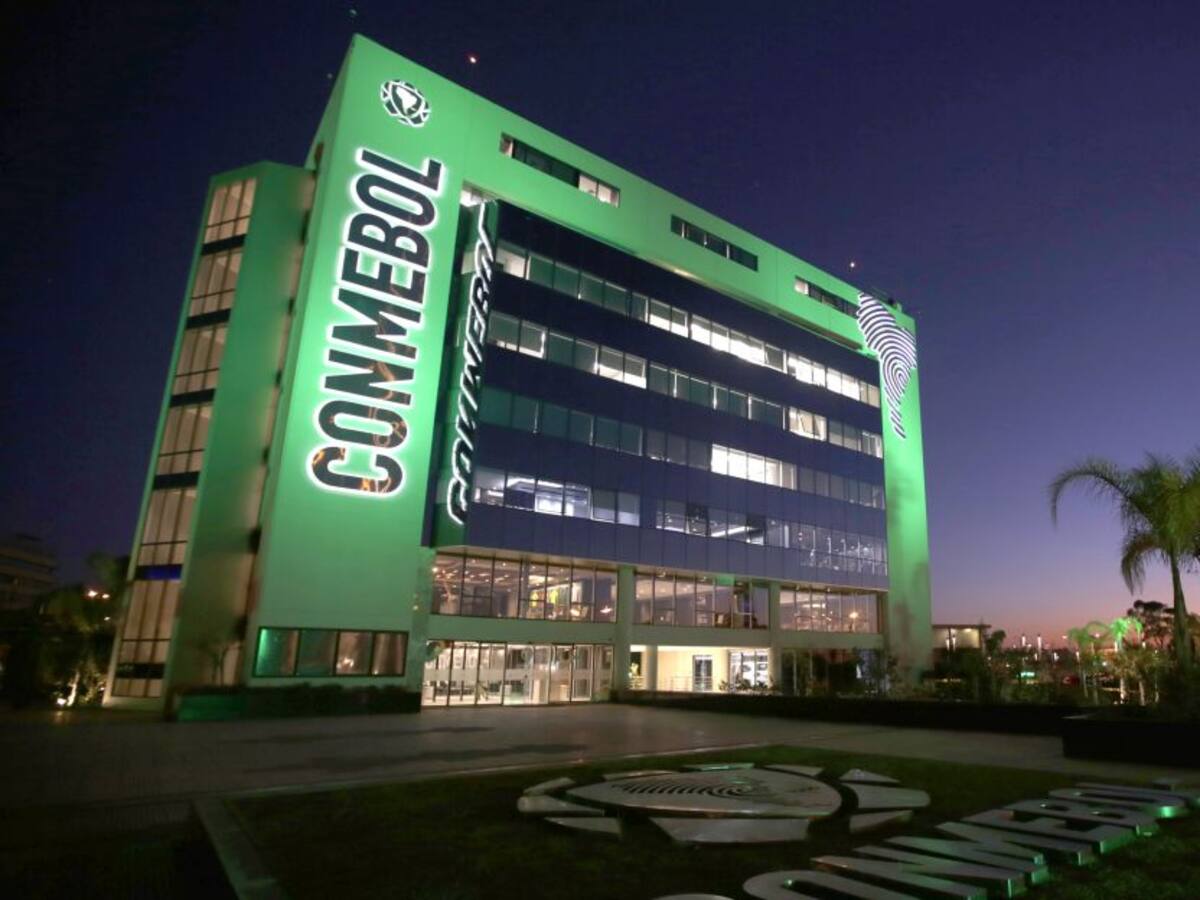 Conmebol no da el brazo a torcer y confirma triple fecha de Eliminatoria