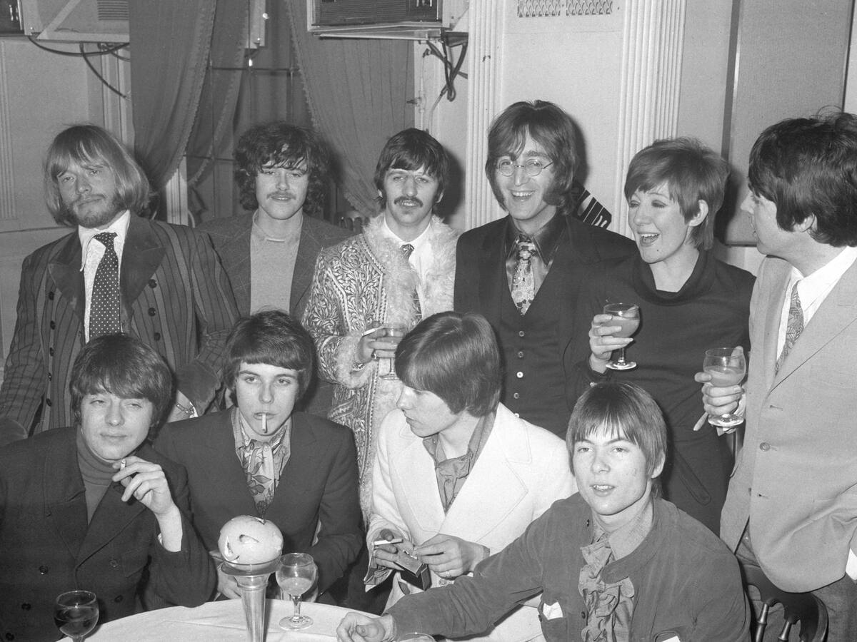 The Beatles en Colombia, el club de los 27 y Sinatra y la mafia: Bellón revela datos inéditos del rock
