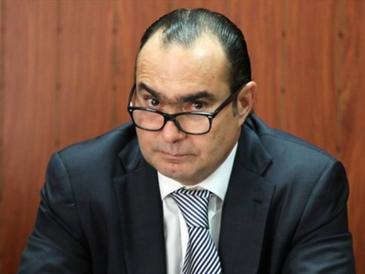 Presidentes de altas cortes y fiscal general piden renuncia de Pretelt