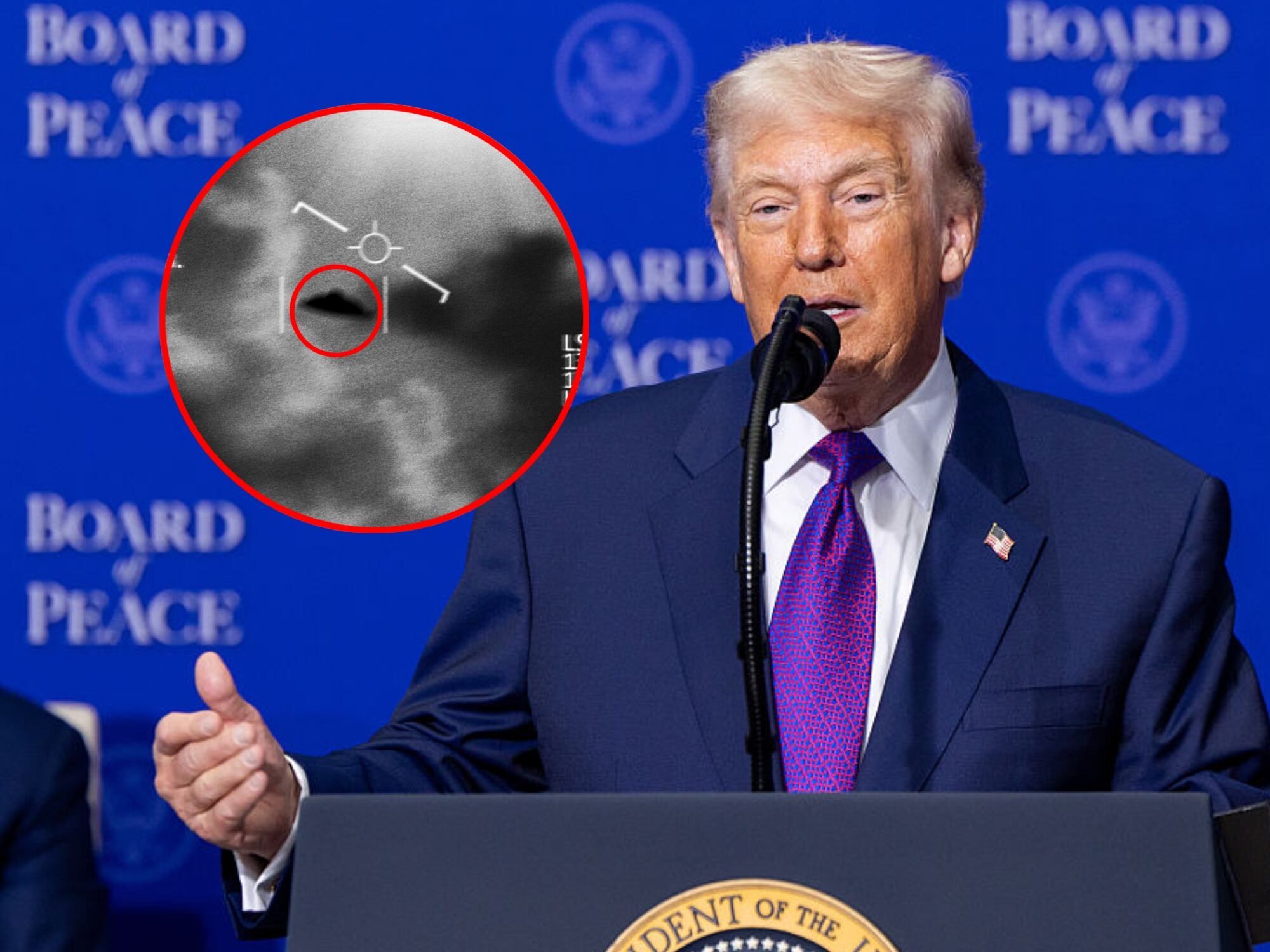 Donald Trump y OVNI. Fotos: (Photo by Murat Gok/Anadolu via Getty Images) / Getty Images