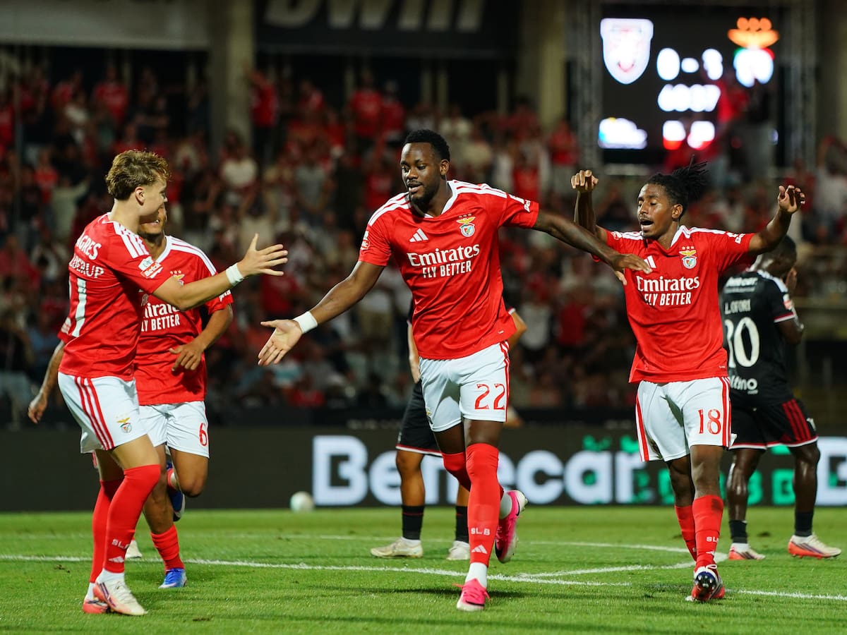 Jhon Durán fue figura en la goleada del Benfica al Casa Pia: Vea el golazo del colombiano