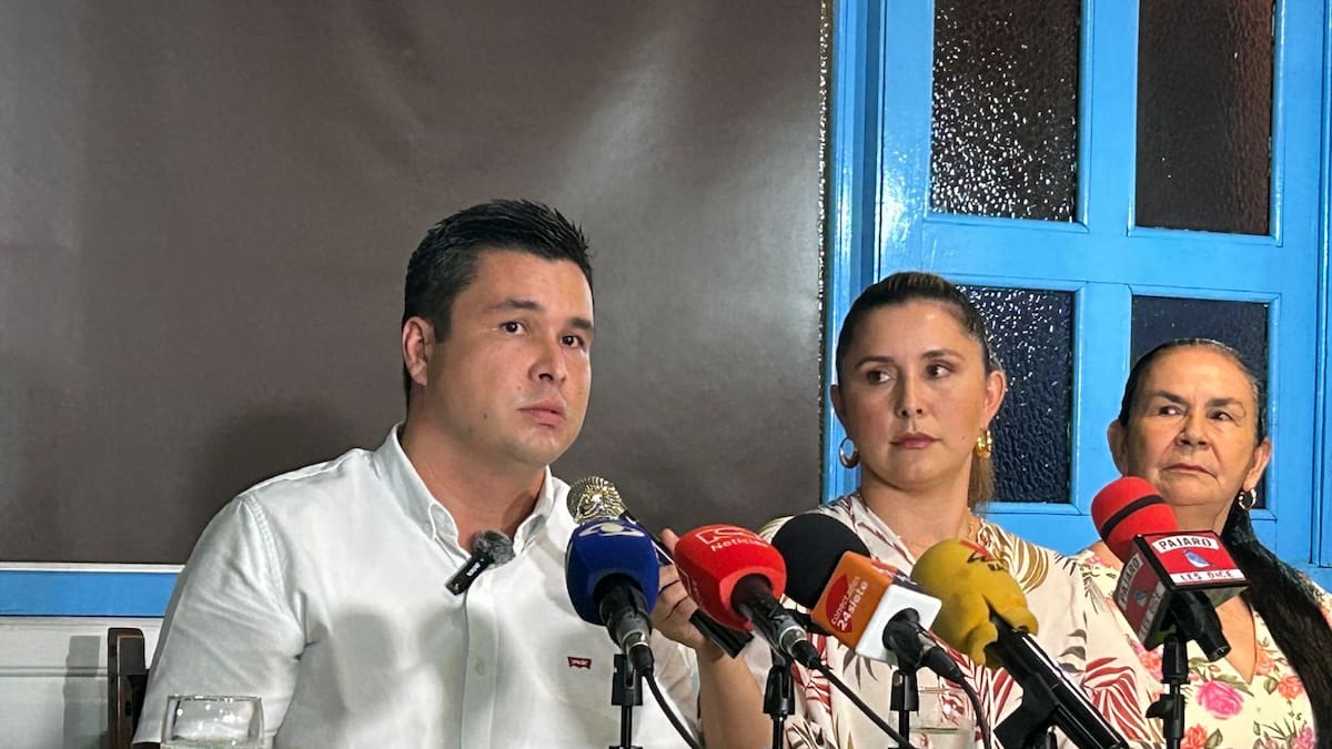 Presidente de la Asamblea de Santander renunció tras polémicos videos en su contra