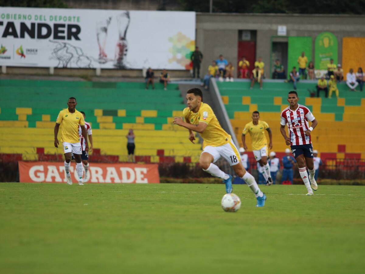Bucaramanga le ganó al Junior con un soberbio golazo de Gonzalo Lencina
