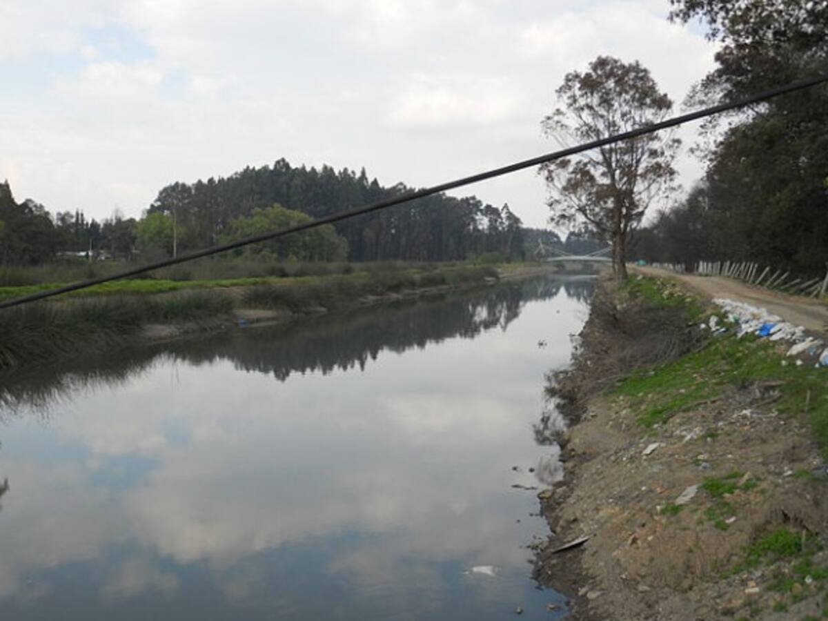 Contraloría advierte que la CAR no ha cumplido con descontaminar el río Bogotá