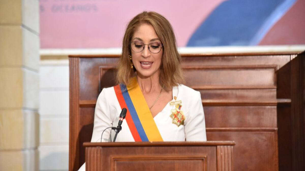 'Marica, ya no más': el paso en falso de Jennifer Arias en plena sesión
